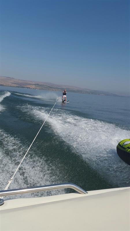 אקסטרים ורומנטיקה בכינרת למשך 4 שעות - 1 אקסטרים ורומנטיקה בכינרת למשך 4 שעות - 1