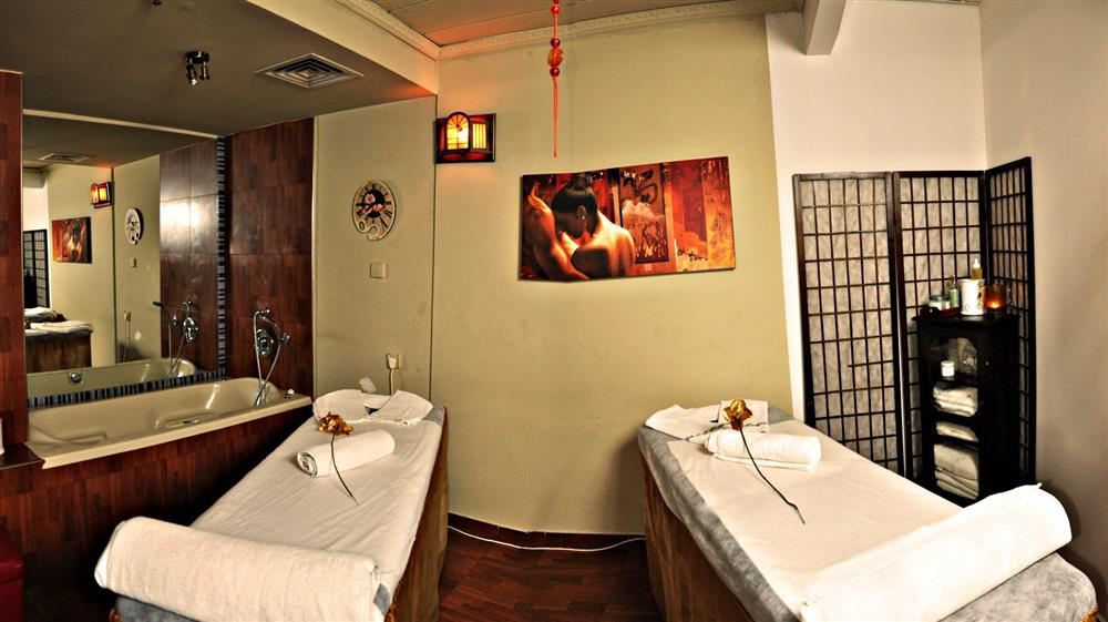 40 דק'עיסויי+10 דק' פילינג פנים+30 דק' אמבט שמנים+ארוחת בוקר - 1 40 דק'עיסויי+10 דק' פילינג פנים+30 דק' אמבט שמנים+ארוחת בוקר - 1