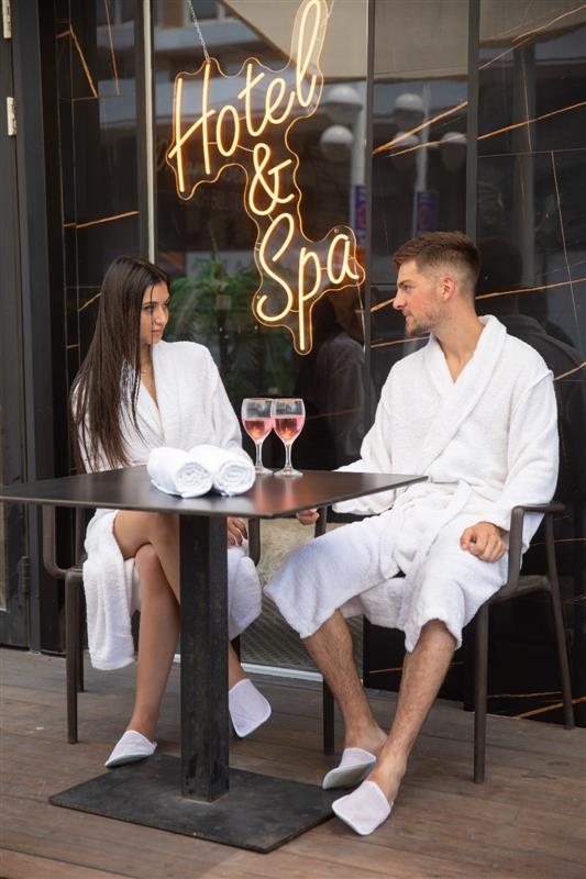 3 שעות בלופט פרטי : 50 דק' עיסויי שימוש בסאונה יבשה + ג'קוזי ועוד - 1 3 שעות בלופט פרטי : 50 דק' עיסויי שימוש בסאונה יבשה + ג'קוזי ועוד - 1